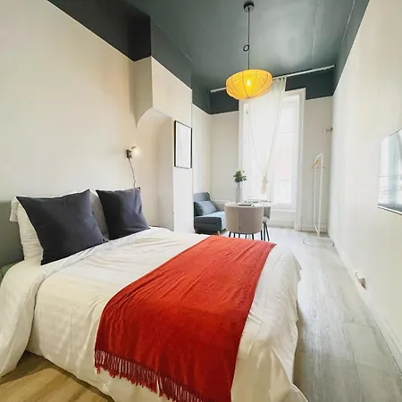 Opium - Check In H24 - Proche Gare Perrache * Lione