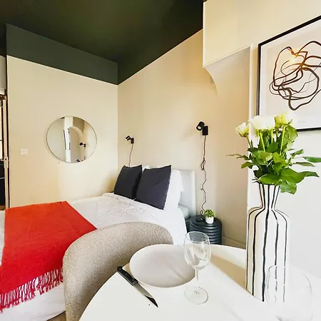 Apartment Opium