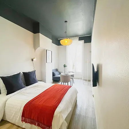 Opium Apartment *
